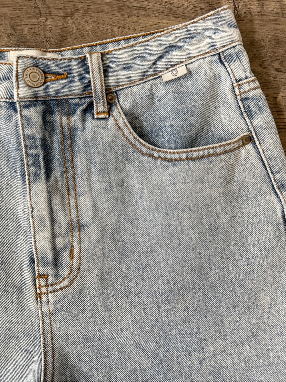 Rhythm Classics Light Wash Denim Shorts High Rise Size 4 Casual - Picture 4 of 11